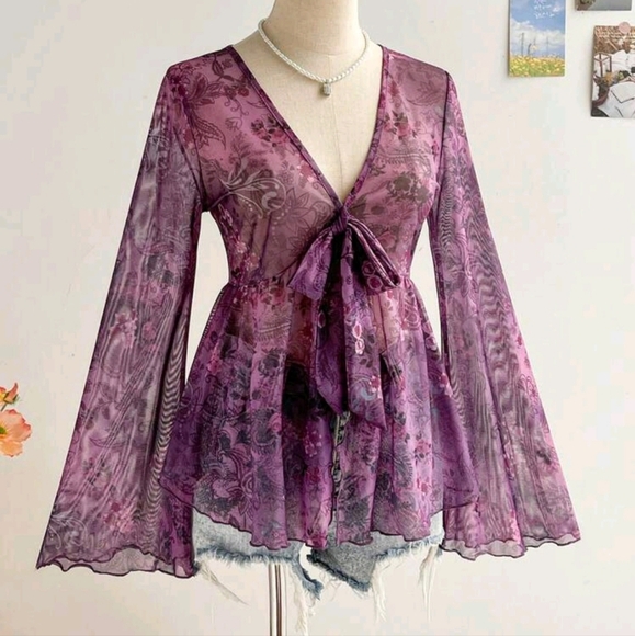 Women's Retro Print V-Neck Tie Front Bow Flare Sleeve Asymmetrical Hem Blouse - Picture 2 of 4